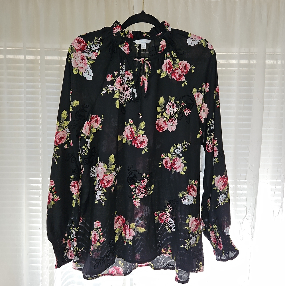 Time and Tru Black Floral Tie-Neck Blouse with Pink Roses